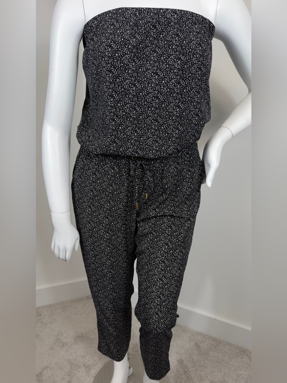 Express Strapless Jumpsuit Black & White Print Drawstring Waist Women’s Large